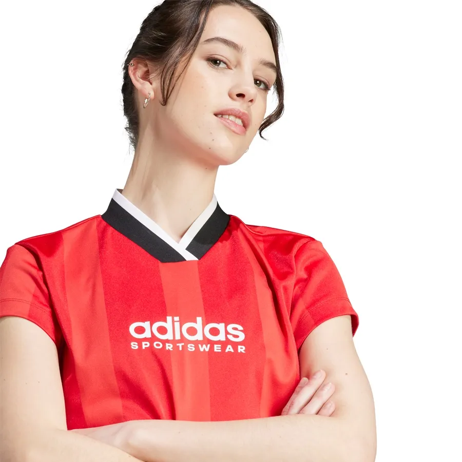 Imagen 2 de 5 de Camiseta adidas Tiro-ROJO/ROJO