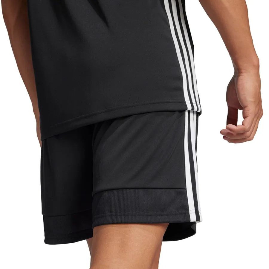 Imagen 4 de 6 de Pantalón adidas Tiro 25-NEGRO/BLANCO