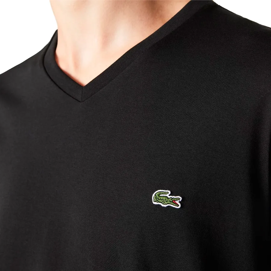 Imagen 2 de 4 de Remera Lacoste Cols Roules-NEGRO