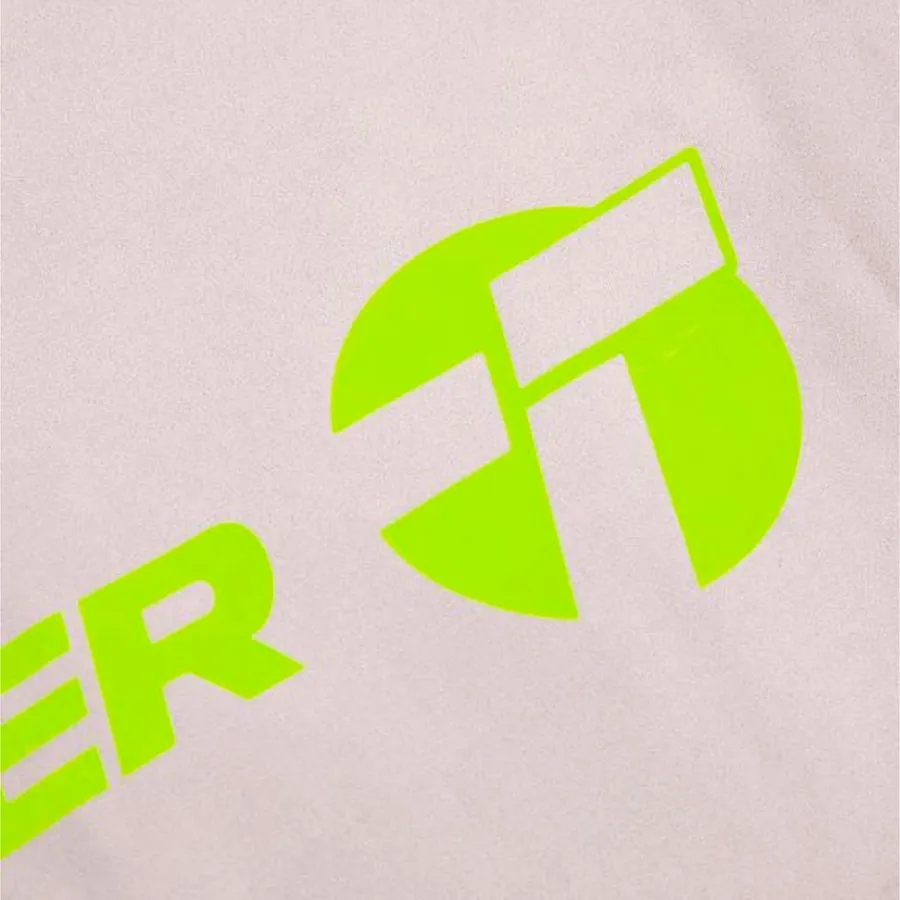 Imagen 2 de 3 de Toalla Secado Rapido Topper-GRIS