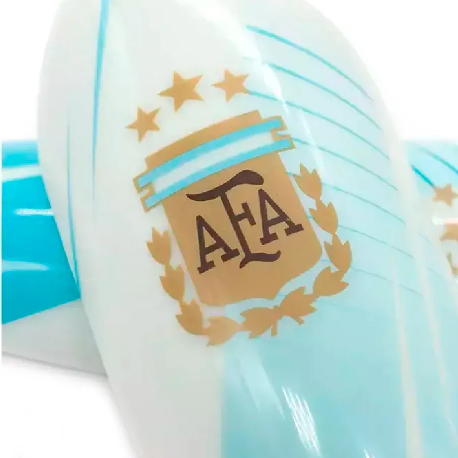 Imagen 2 de 3 de Canilleras DRB Estadios 24 AFA-BLANCO/CELESTE