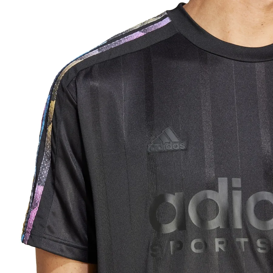 Imagen 5 de 6 de Remera adidas Tiro-NEGRO