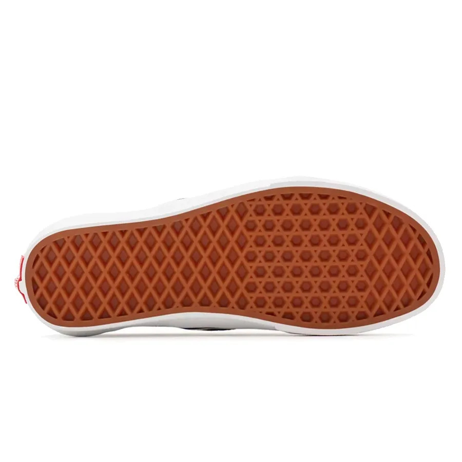 Imagen 2 de 5 de Zapatillas Vans U Classic Slip On-NEGRO