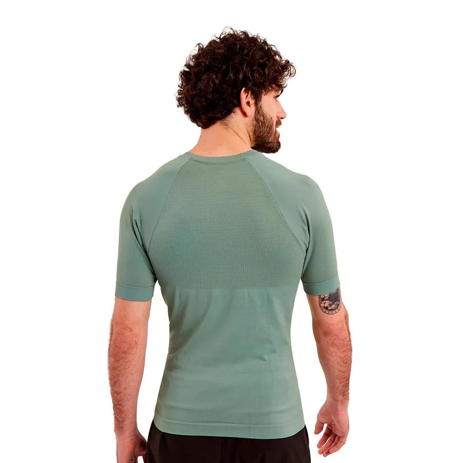Imagen 1 de 4 de Remera Asics Seamless-VERDE