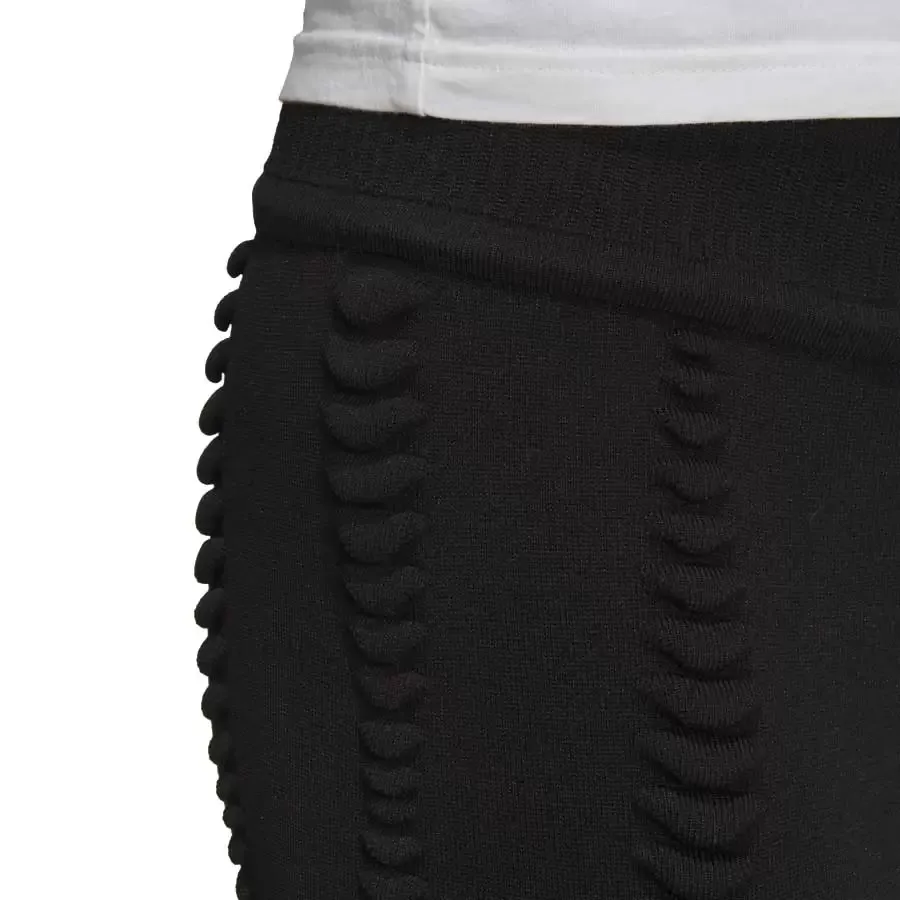 Imagen 4 de 5 de Calza adidas Skinny Z.N.E. Tejido-NEGRO