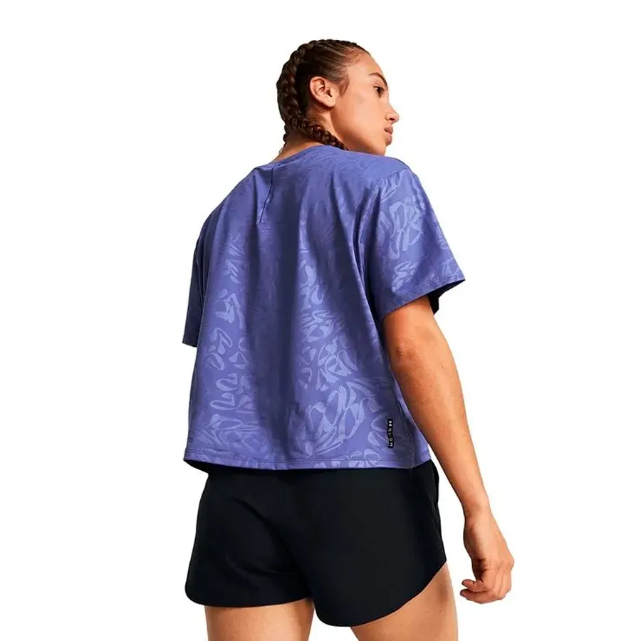 Imagen 1 de 4 de Remera Under Armour Rush Energy Emboss Crop-AZUL