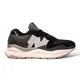 zapatillas-new-balance-57-40-NEGRO/BLANCO/GRAFITO