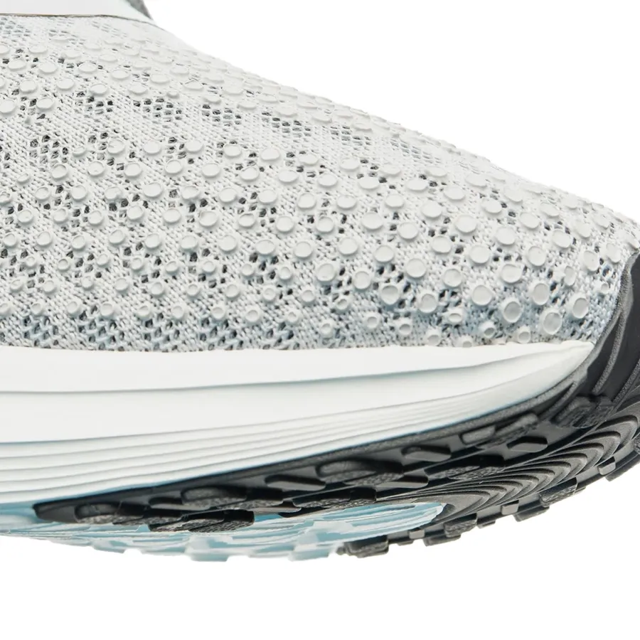 Imagen 3 de 9 de Zapatillas Fila Magnus-PLATA/LIMA