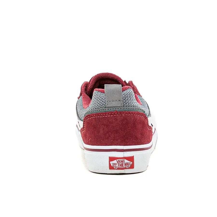 Imagen 2 de 4 de Zapatillas Vans Filmore-BORDO/GRIS