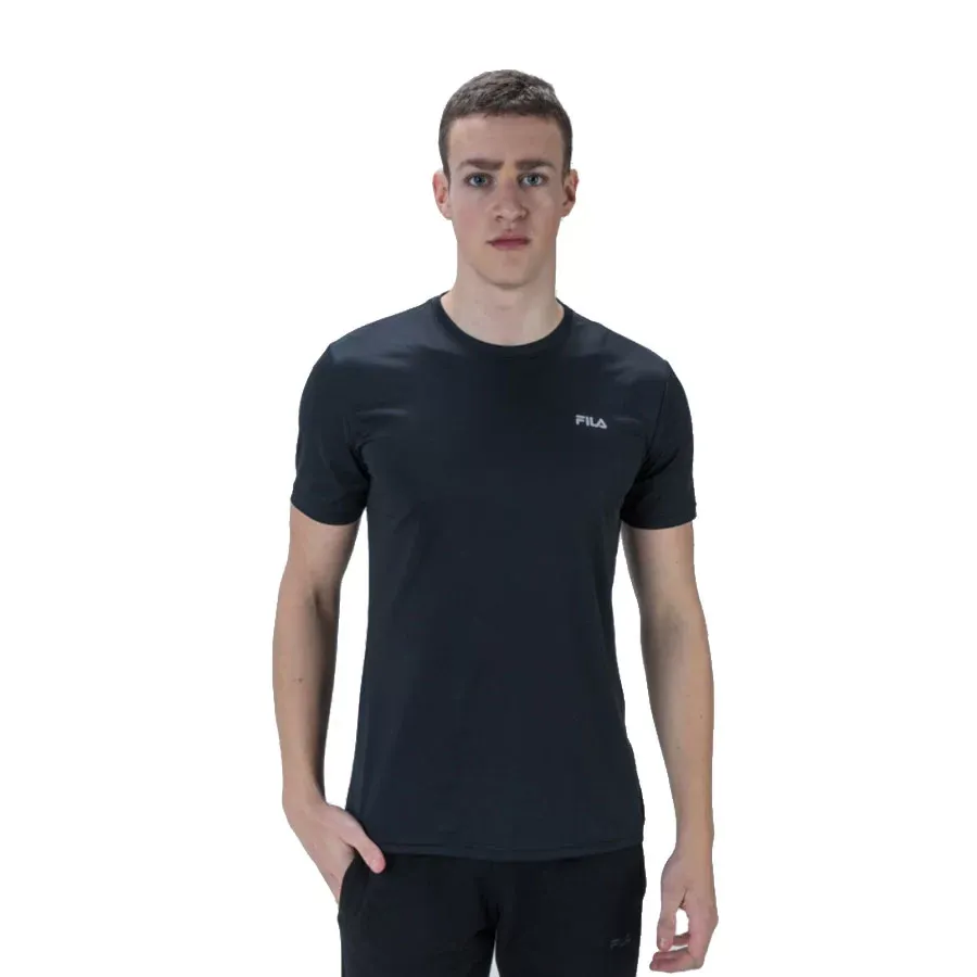Imagen 0 de 2 de Remera Fila Basic Sports-NEGRO
