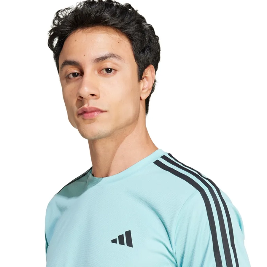 Imagen 4 de 6 de Remera adidas Train Essentials-CELESTE/NEGRO
