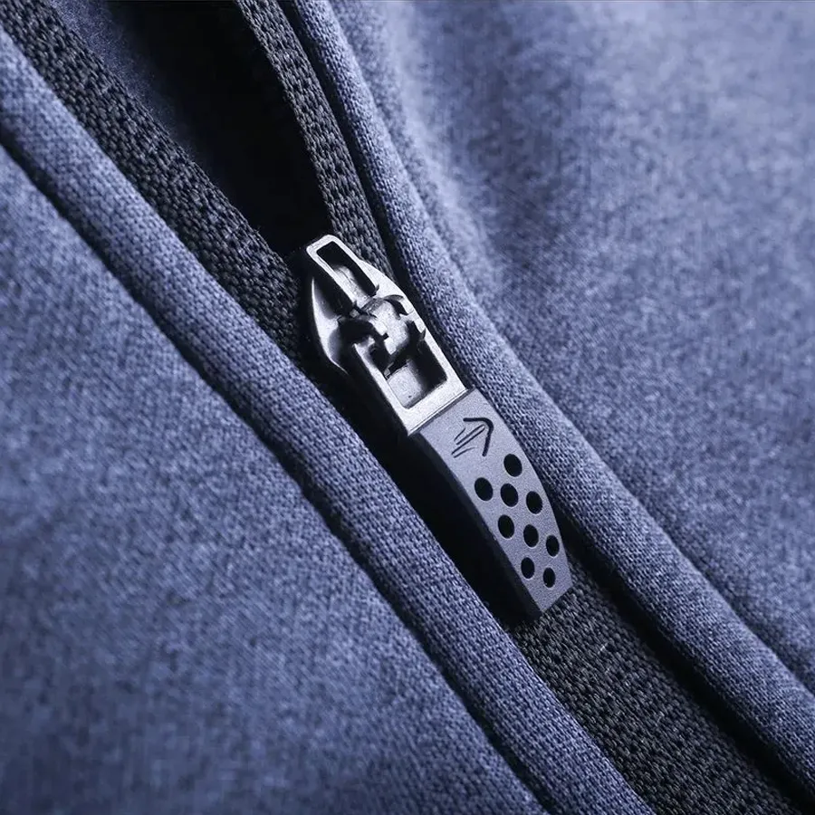 Imagen 2 de 3 de Campera Topper Poly Fleece-NEGRO