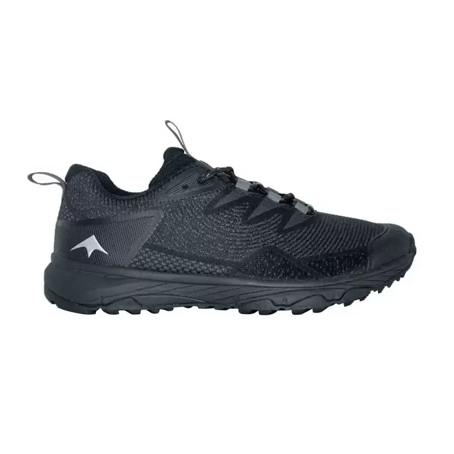 Imagen 3 de 4 de Zapatillas Montagne De Trail Track Low H-NEGRO