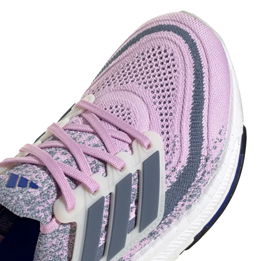 Imagen 8 de 9 de Zapatillas adidas Ultraboost Light-LILA/GRIS/AZUL