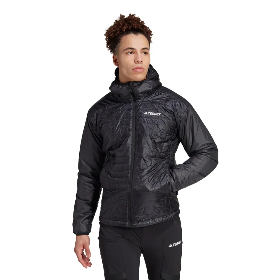 Imagen 1 de 7 de Campera adidas Terrex Xperior Varilite Primaloft-NEGRO