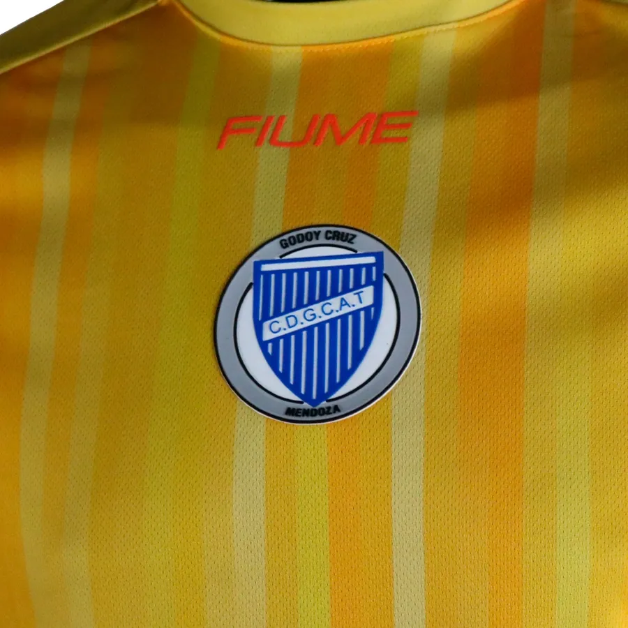 Imagen 2 de 3 de Camiseta Fiume Sport Arquero Alternativa 22-AMARILLO