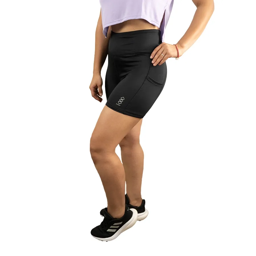 Imagen 1 de 5 de Calza Kamp Lisa Corta-NEGRO