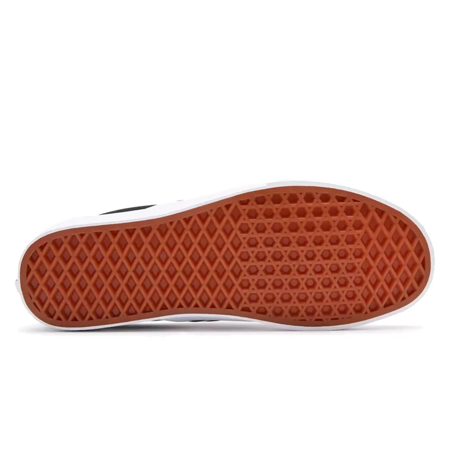 Imagen 2 de 5 de Zapatillas Vans U Classic Slip-ON-NEGRO/BLANCO