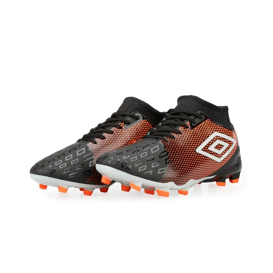 Imagen 1 de 4 de Botines Umbro U-Cpo Calibra II-NEGRO/NARANJA FLUOR/PLATA