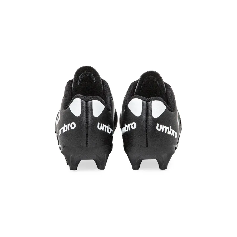 Imagen 2 de 5 de Botines Umbro Campo Class 2.2 Jr-NEGRO/BLANCO