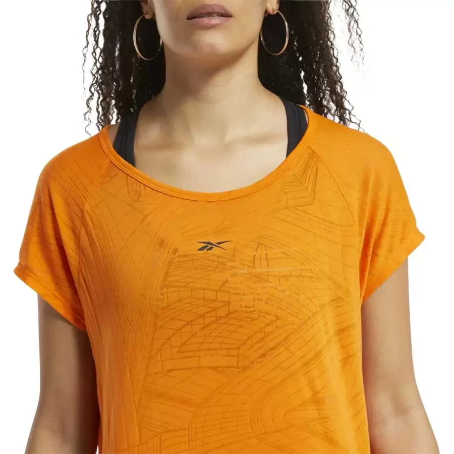 Imagen 2 de 4 de Remera Reebok Ts Burnout-NARANJA