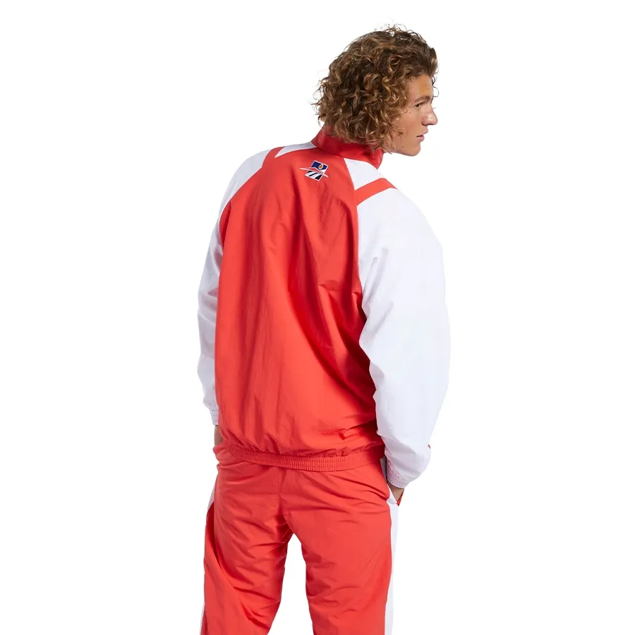Imagen 3 de 5 de Campera Reebok Deportiva Classics Twin Vector-ROJO/BLANCO