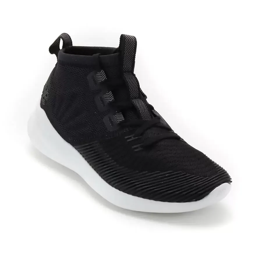 Imagen 0 de 3 de Zapatillas New Balance Running Wsrmcbw-NEGRO/BLANCO