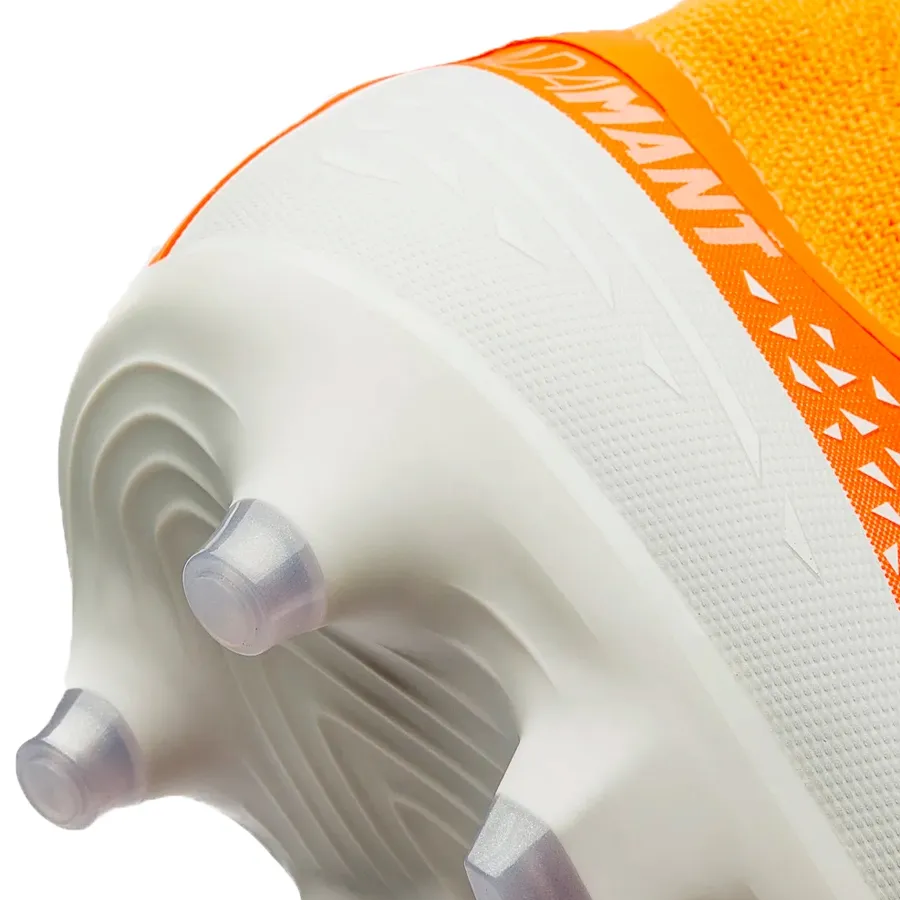 Imagen 5 de 7 de Botines Umbro Campo Adamant Premier Polar Magma-BLANCO/NARANJA FLUO