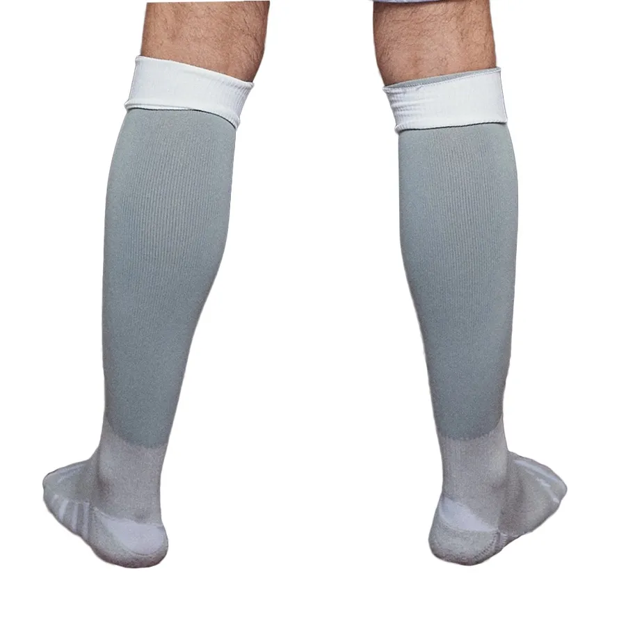 Imagen 1 de 2 de Medias Fiume Sport Alternativas 23 Godoy Cruz-GRIS/BLANCO