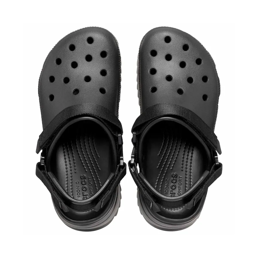 Imagen 3 de 5 de Ojotas Crocs Cassic Hiker Clog-NEGRO/NEGRO