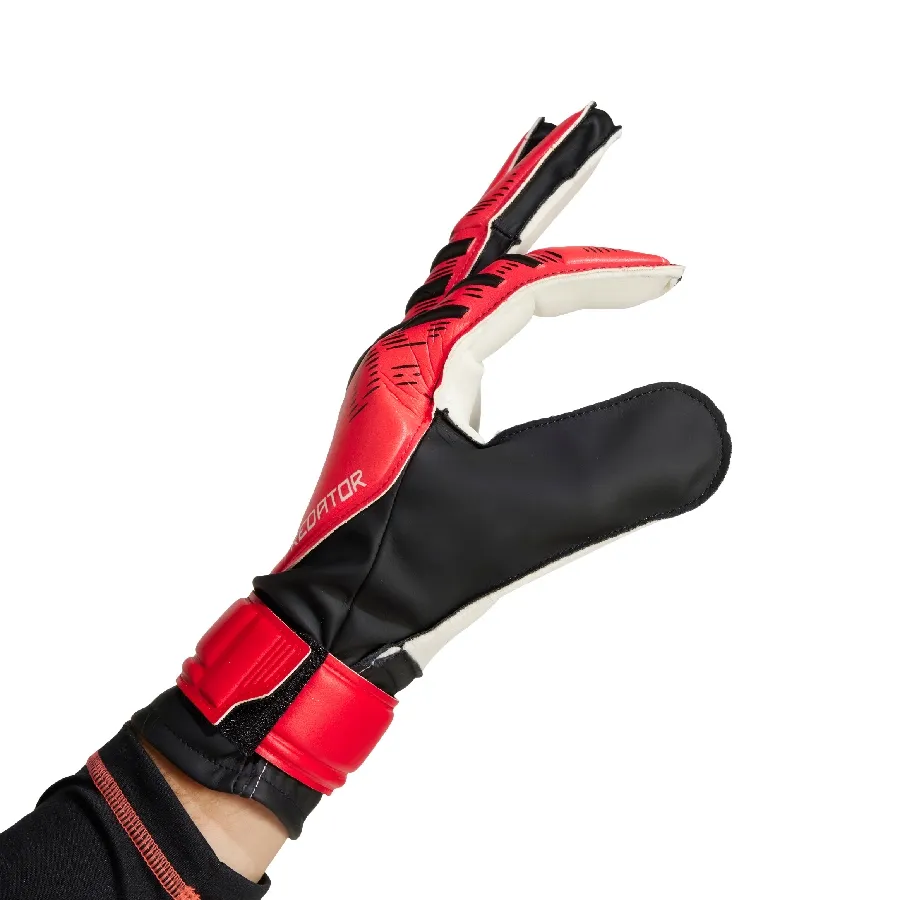Imagen 1 de 5 de Guantes adidas Predator de Entrenamiento-ROJO/NEGRO/BLANCO