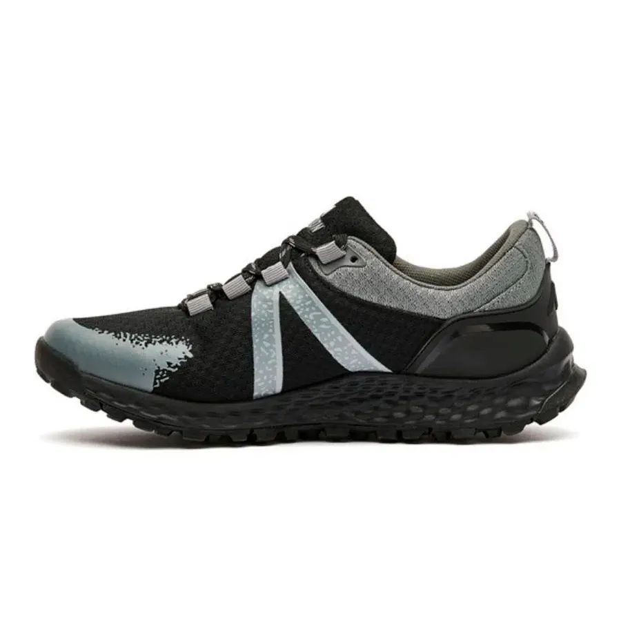 Imagen 1 de 4 de Zapatillas A Nation Cross Field-NEGRO/GRIS