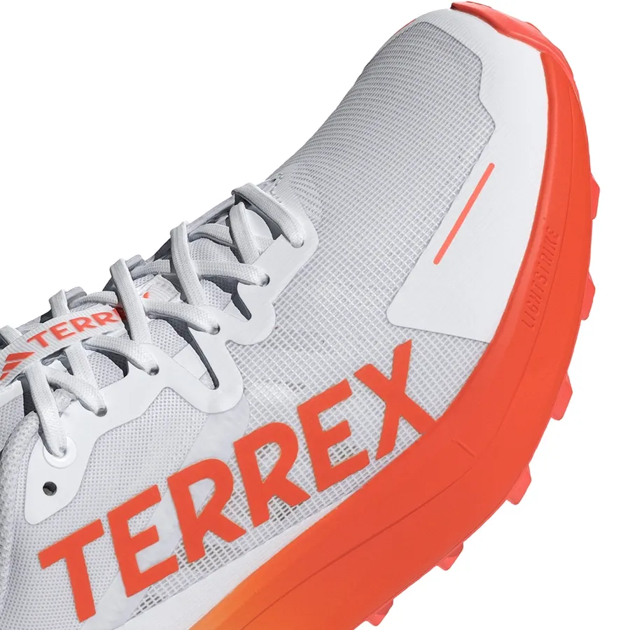 Imagen 5 de 7 de Zapatillas adidas Terrex Agravic 3-BLANCO/NARANJA