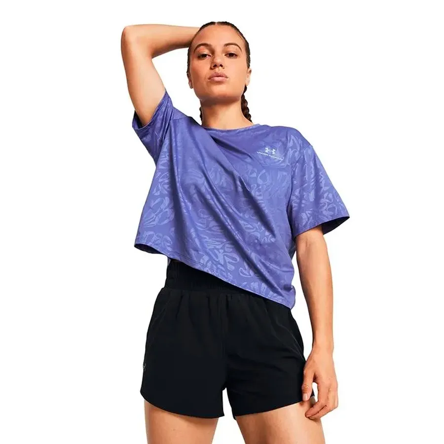 Imagen 0 de 4 de Remera Under Armour Rush Energy Emboss Crop-AZUL