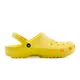 ojotas-crocs-classic-AMARILLO