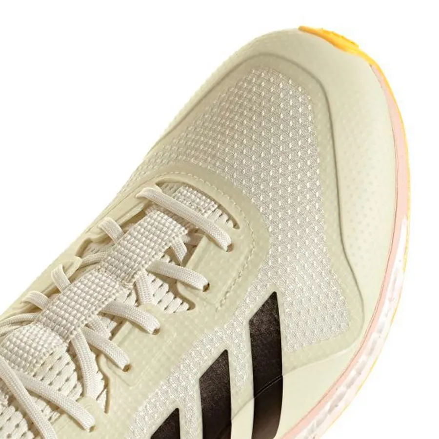 Imagen 6 de 8 de Zapatillas adidas Fabela X Empower-NATURAL/NEGRO/AMARILLO