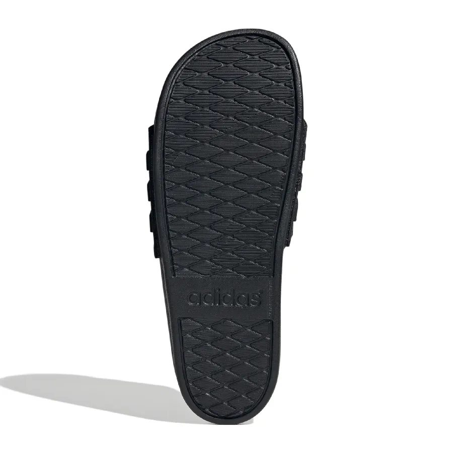 Imagen 4 de 7 de Sandalias adidas Adilette Comfort Mercedes-NEGRO
