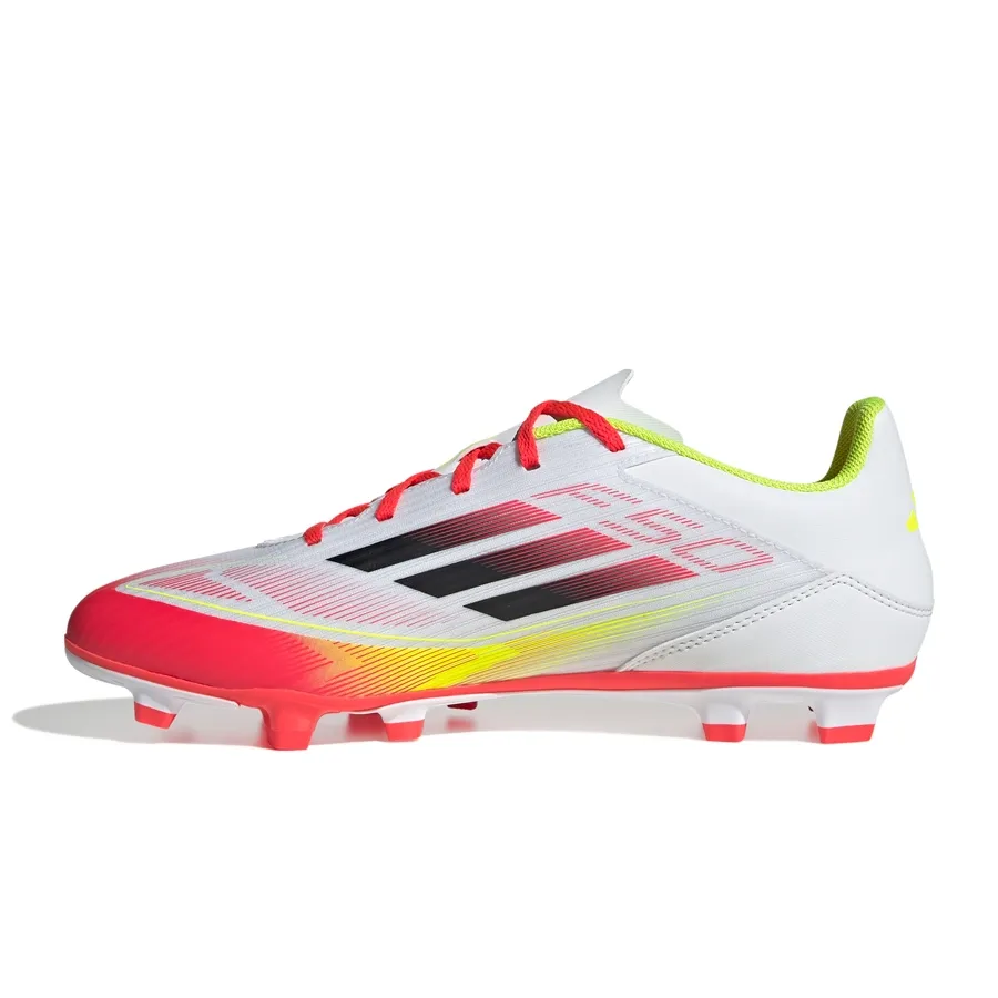 Imagen 2 de 7 de Botines adidas F50 Club Terreno Firme-BLANCO/CORAL FLUOR/NEGRO