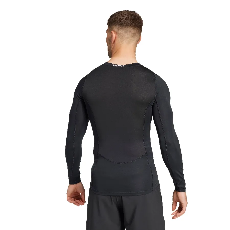 Imagen 2 de 5 de Remera adidas Compresión Techfit-NEGRO