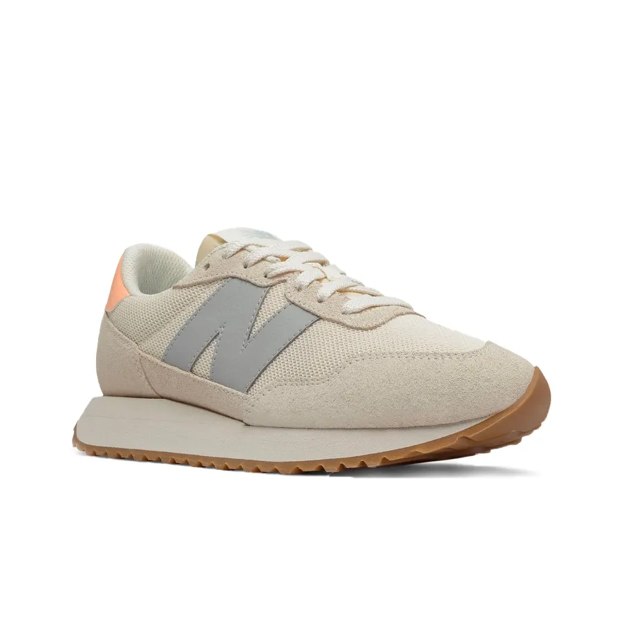 Imagen 1 de 5 de Zapatillas New Balance 237-BEIGE/GRIS/NARANJA