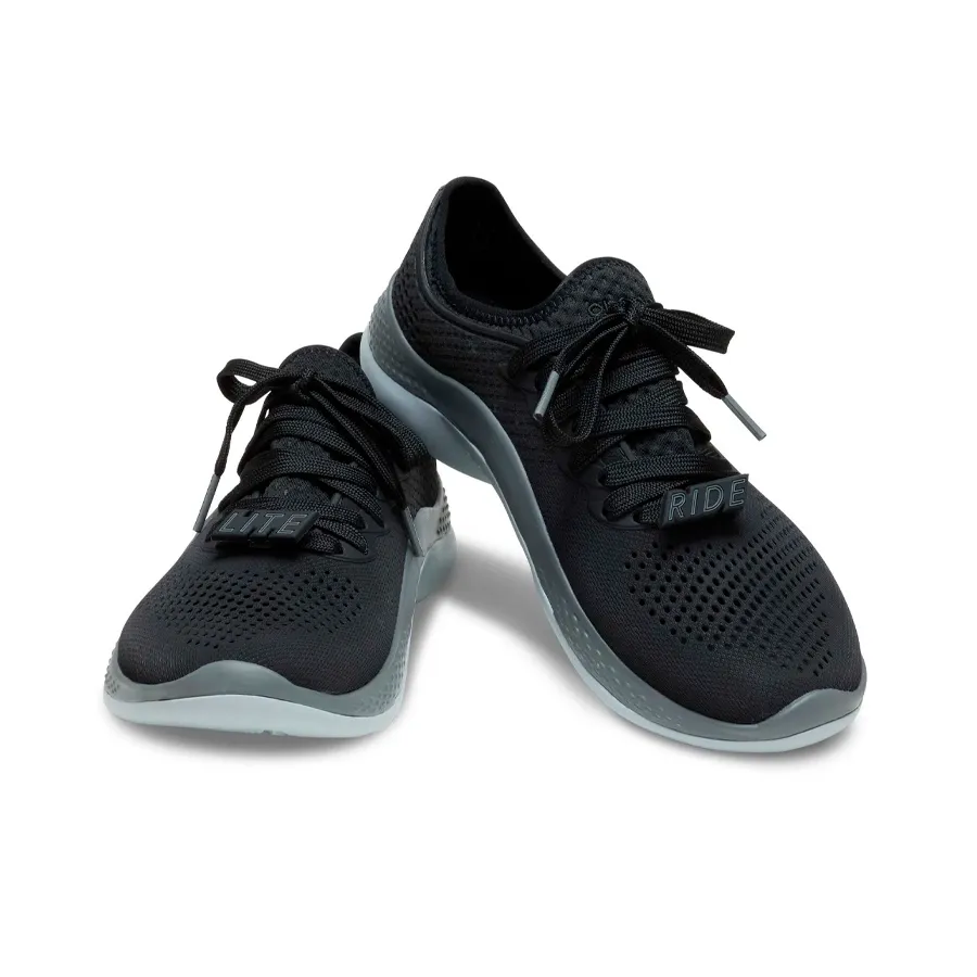 Imagen 2 de 5 de Ojotas Crocs Literide 360 Pacer-NEGRO/GRIS