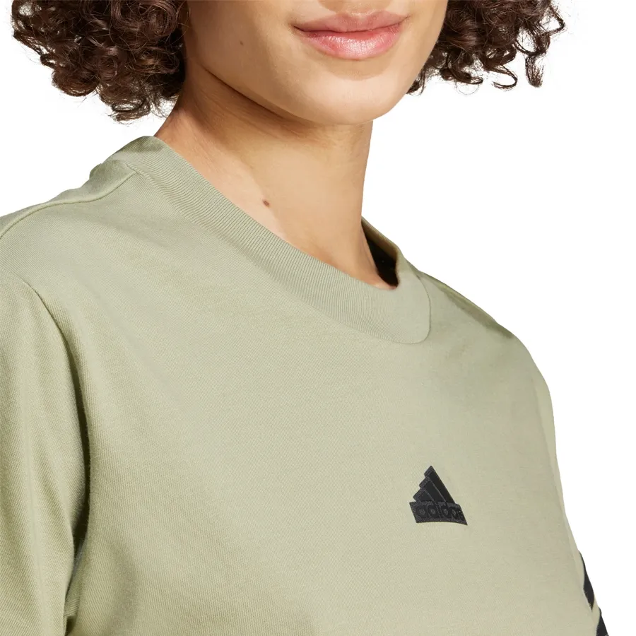 Imagen 2 de 5 de Remera adidas Future Icons 3s-AZUL/ROSA