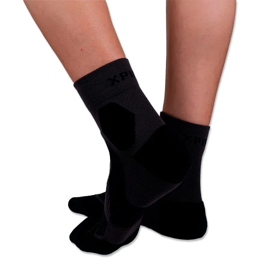 Imagen 0 de 1 de Medias Xpirit Strong Icon Quarter-NEGRO/GRIS