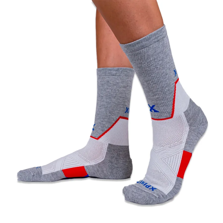 Imagen 0 de 1 de Medias Xpirit Freestyle Another Dimension Crew-GRIS/BLANCO