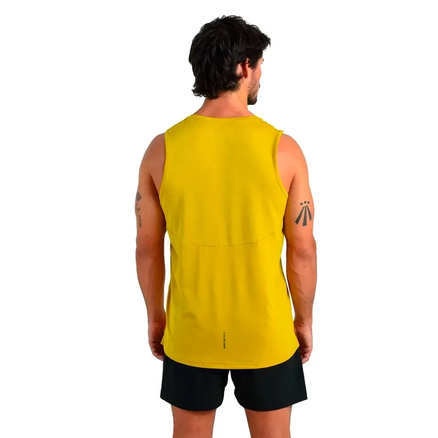 Imagen 1 de 3 de Musculosa Asics Performance-MOSTAZA