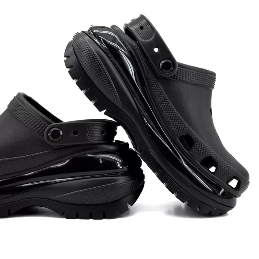 Imagen 6 de 8 de Ojotas Crocs Mega Crush Clog-NEGRO