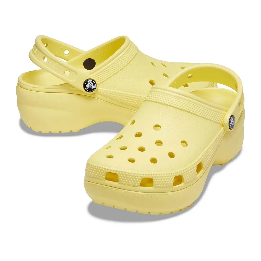 Imagen 3 de 5 de Ojotas Crocs Classic Platform Clog-AMARILLO