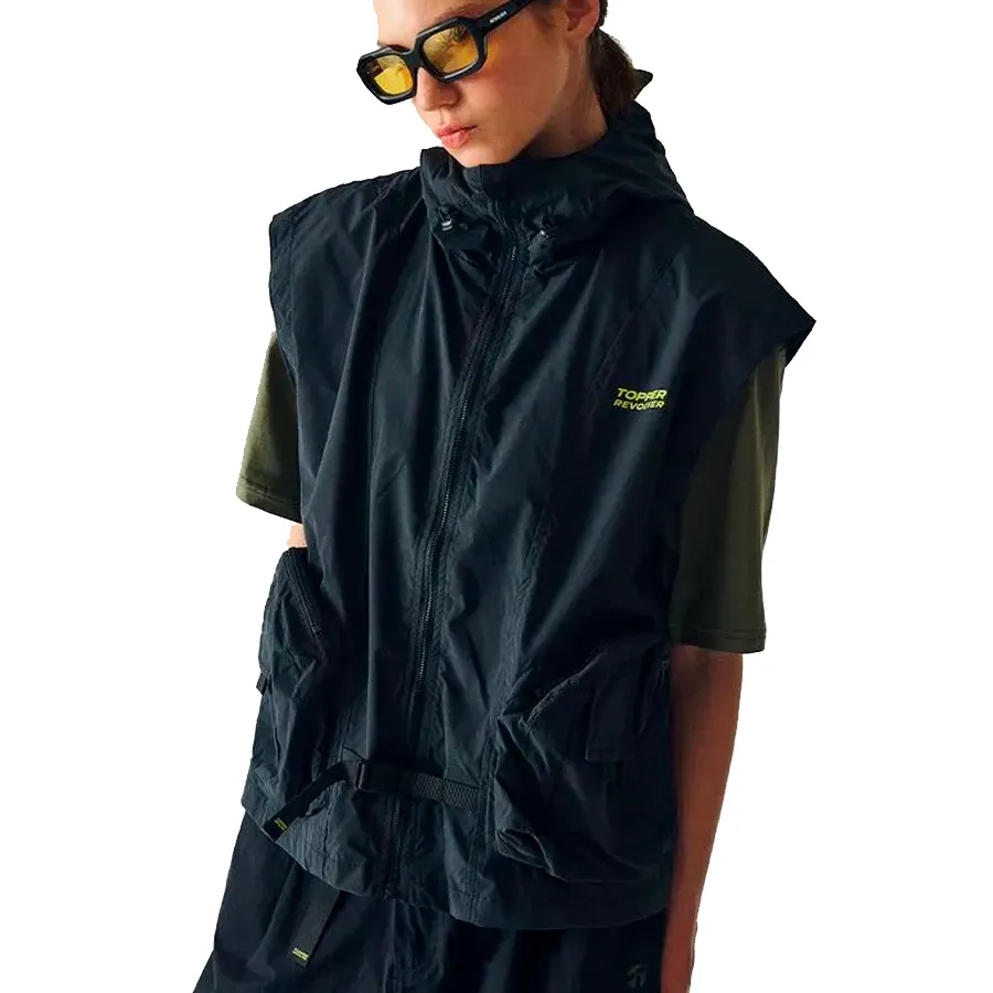 Imagen 0 de 5 de Chaleco Topper Frey x Revolver-NEGRO