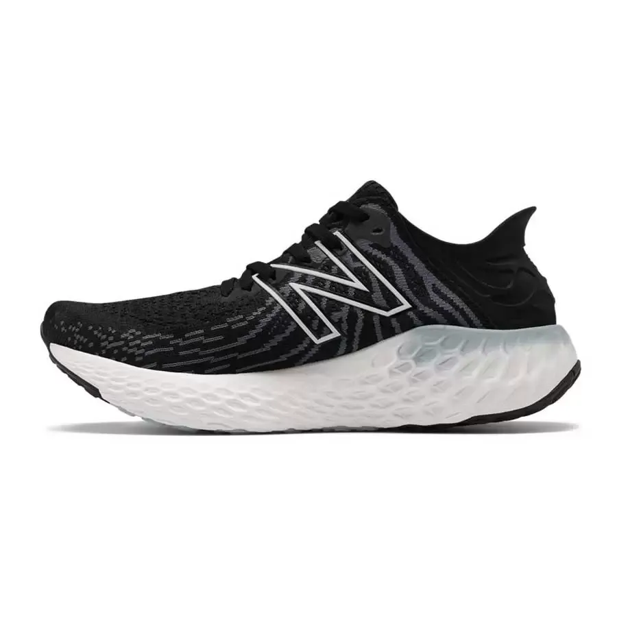 Imagen 1 de 4 de Zapatillas New Balance Fresh Foam 1080v11-NEGRO