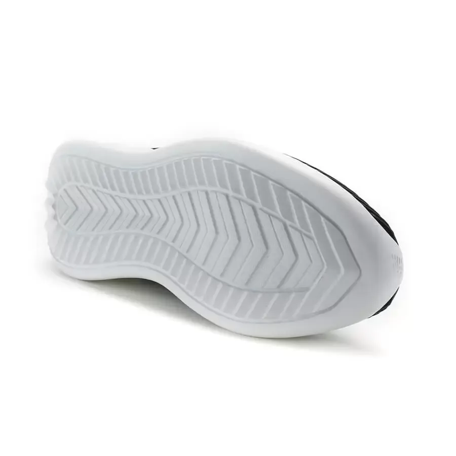 Imagen 2 de 3 de Zapatillas New Balance Running Wsrmcbw-NEGRO/BLANCO